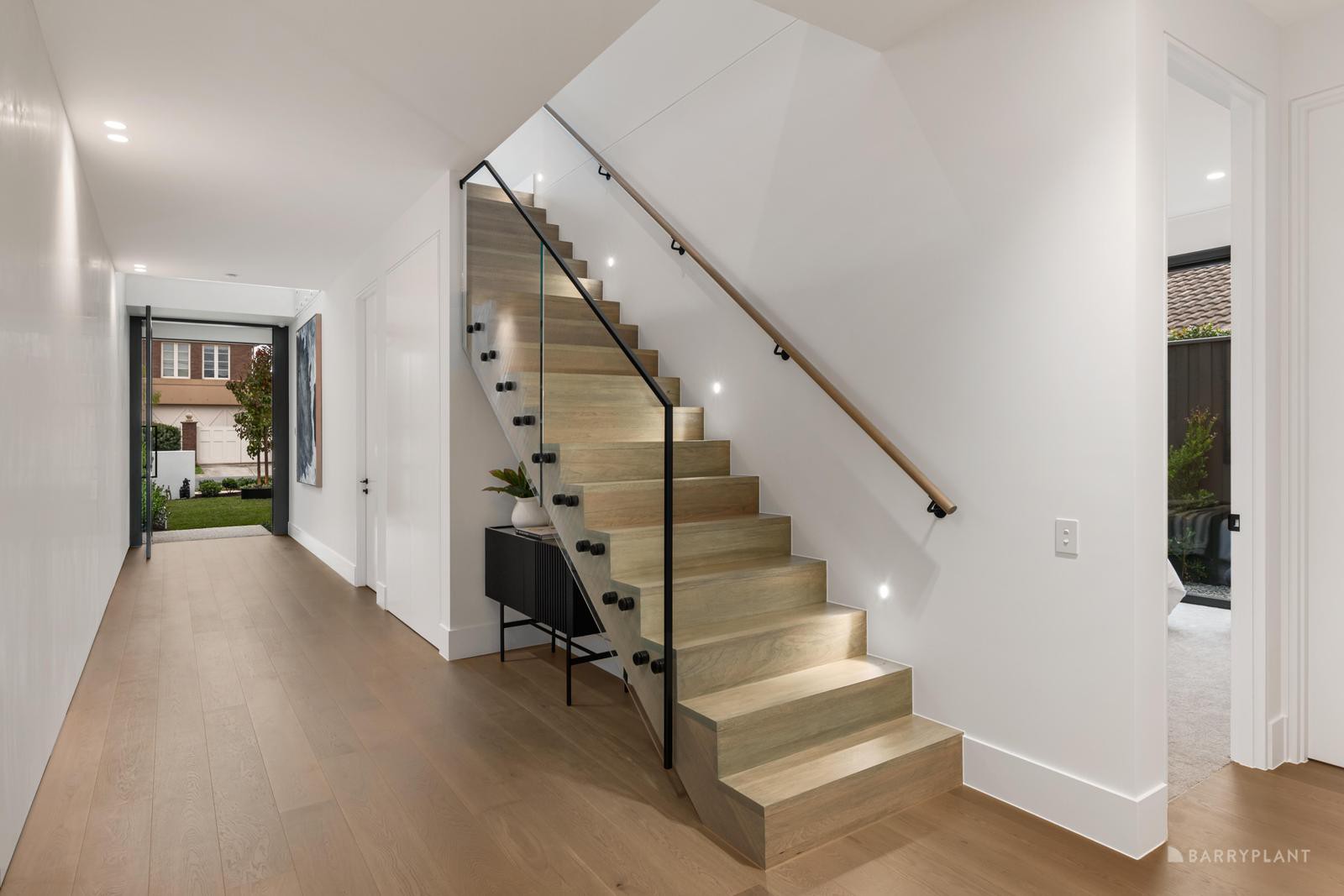 10A Hampshire Road, Doncaster, VIC 3108, Doncaster - Thumbnail 3