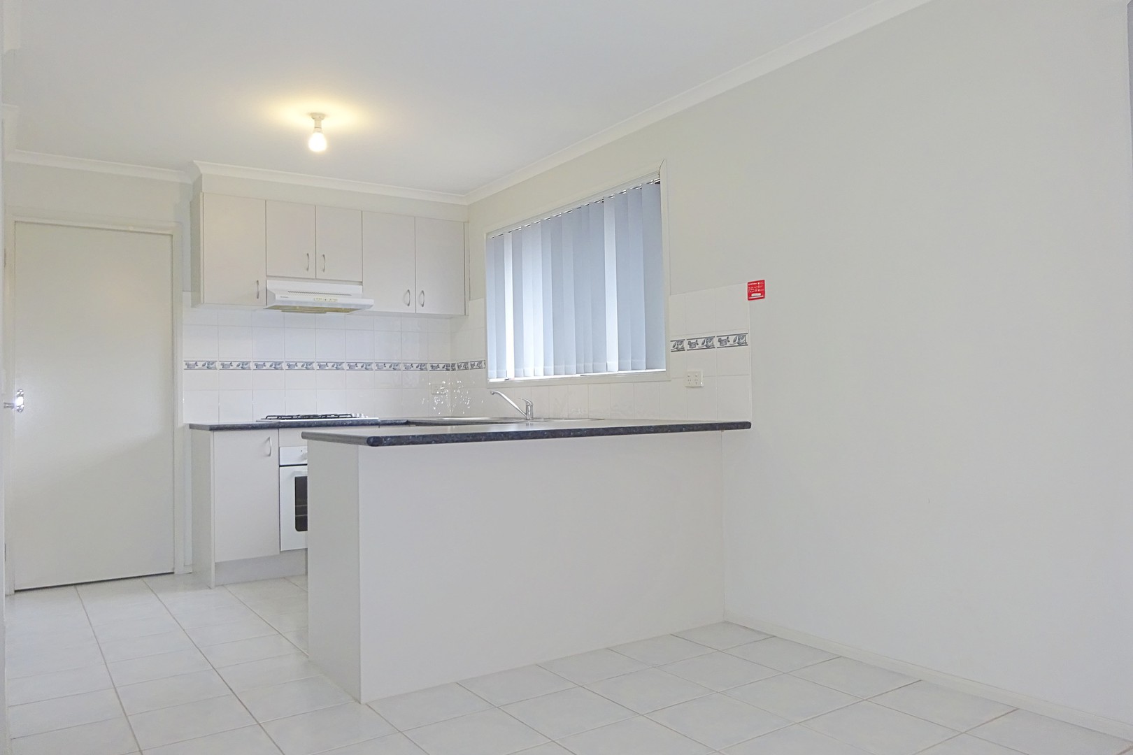 10A Longtown Court, Craigieburn, VIC 3064, Craigieburn - Thumbnail 2
