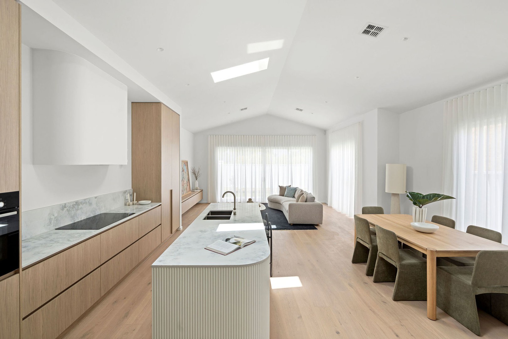 10A Sylvester Street, Oak Park, VIC 3046, Oak Park - Thumbnail 5