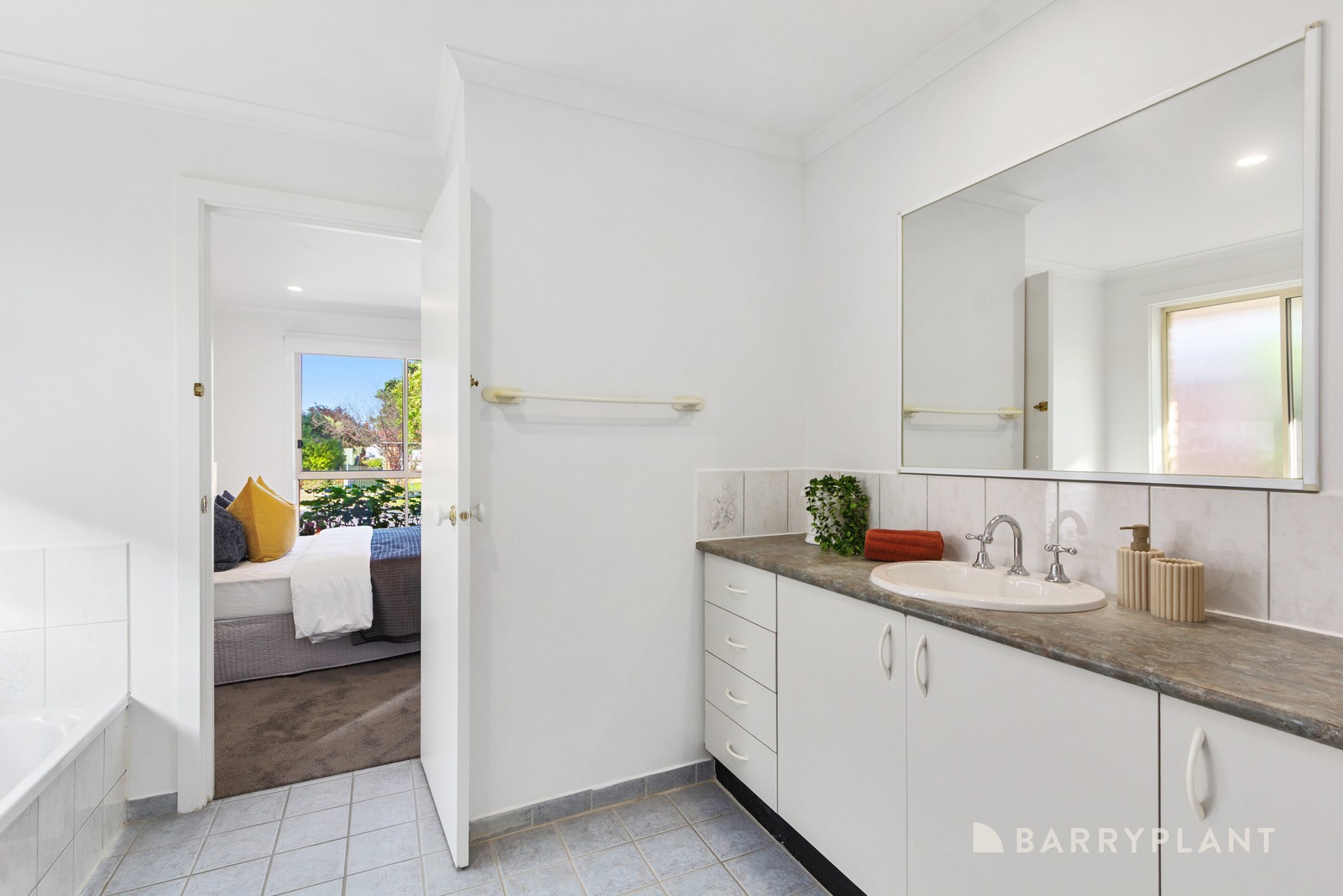 10B Orange Grove, Bayswater, VIC 3153, Bayswater - Thumbnail 8