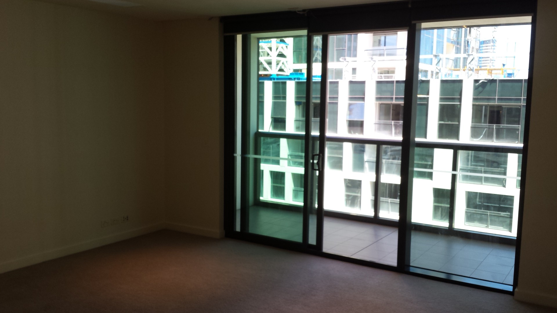 10C/8 Waterside Place, Docklands, VIC 3008, Docklands - Thumbnail 3
