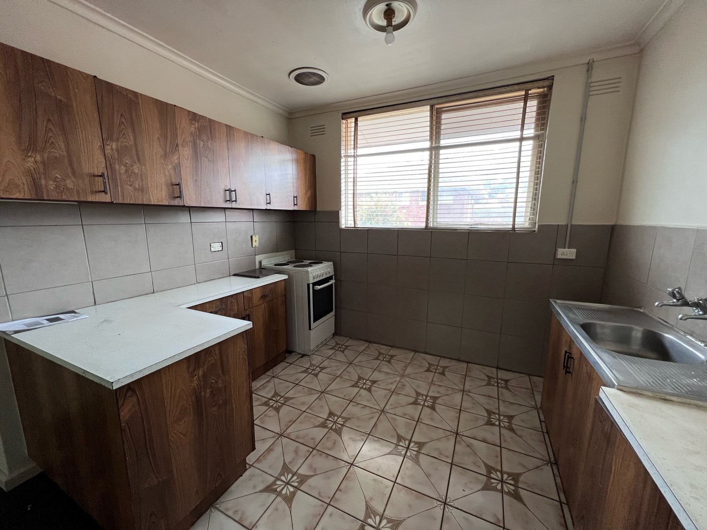 11/12 Forrest Street, Sunshine, VIC 3020, Sunshine - Thumbnail 4