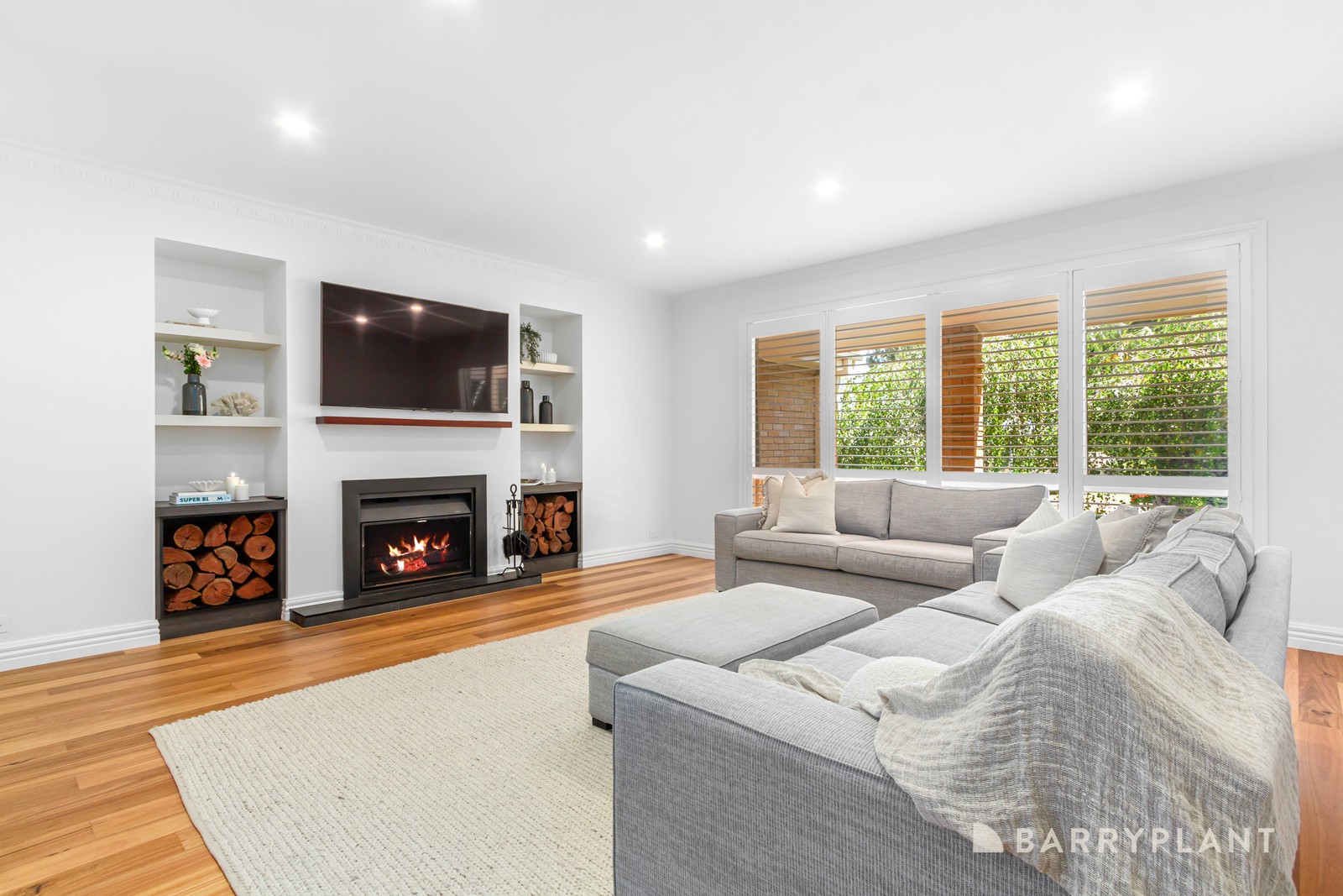 11-14 Maygrand Close, Kilsyth South, VIC 3137 - Thumbnail 2 - 23/01/2025