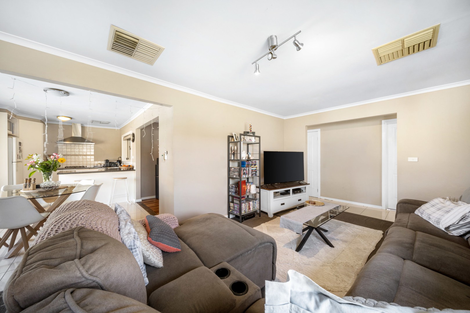 11-15 Kalver Street, Corio, VIC 3214, Corio - Thumbnail 4