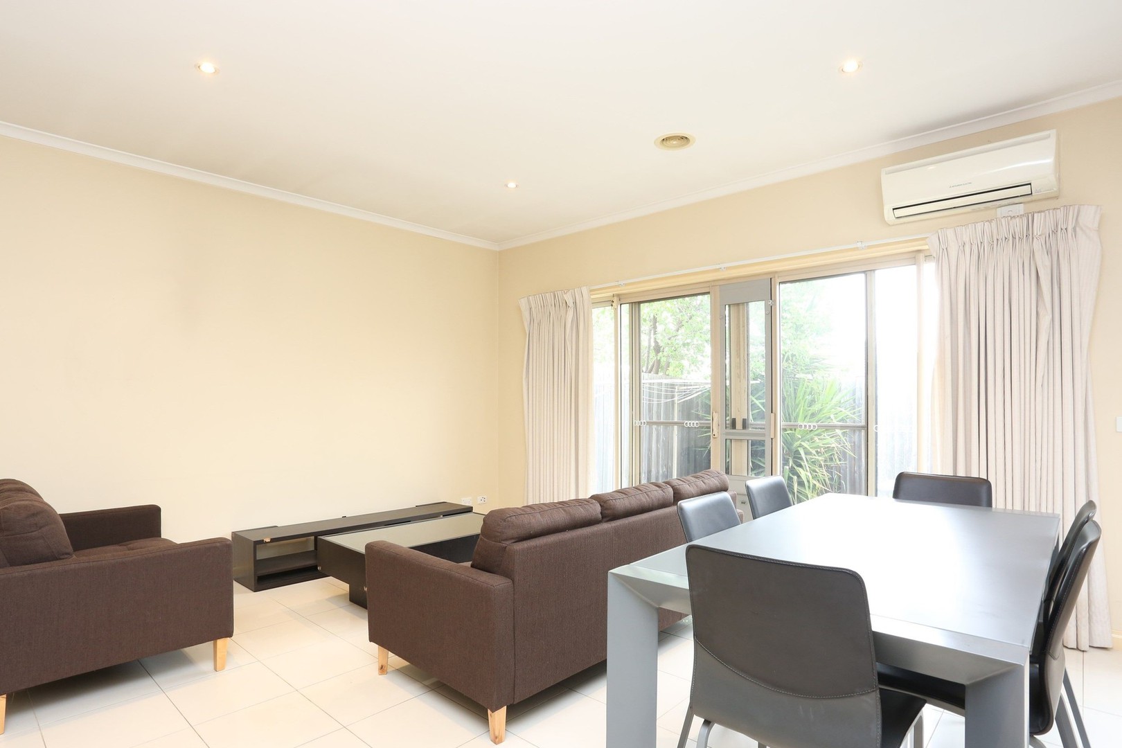 11/3 Nerissa Grove, Oak Park, VIC 3046, Oak Park - Thumbnail 3