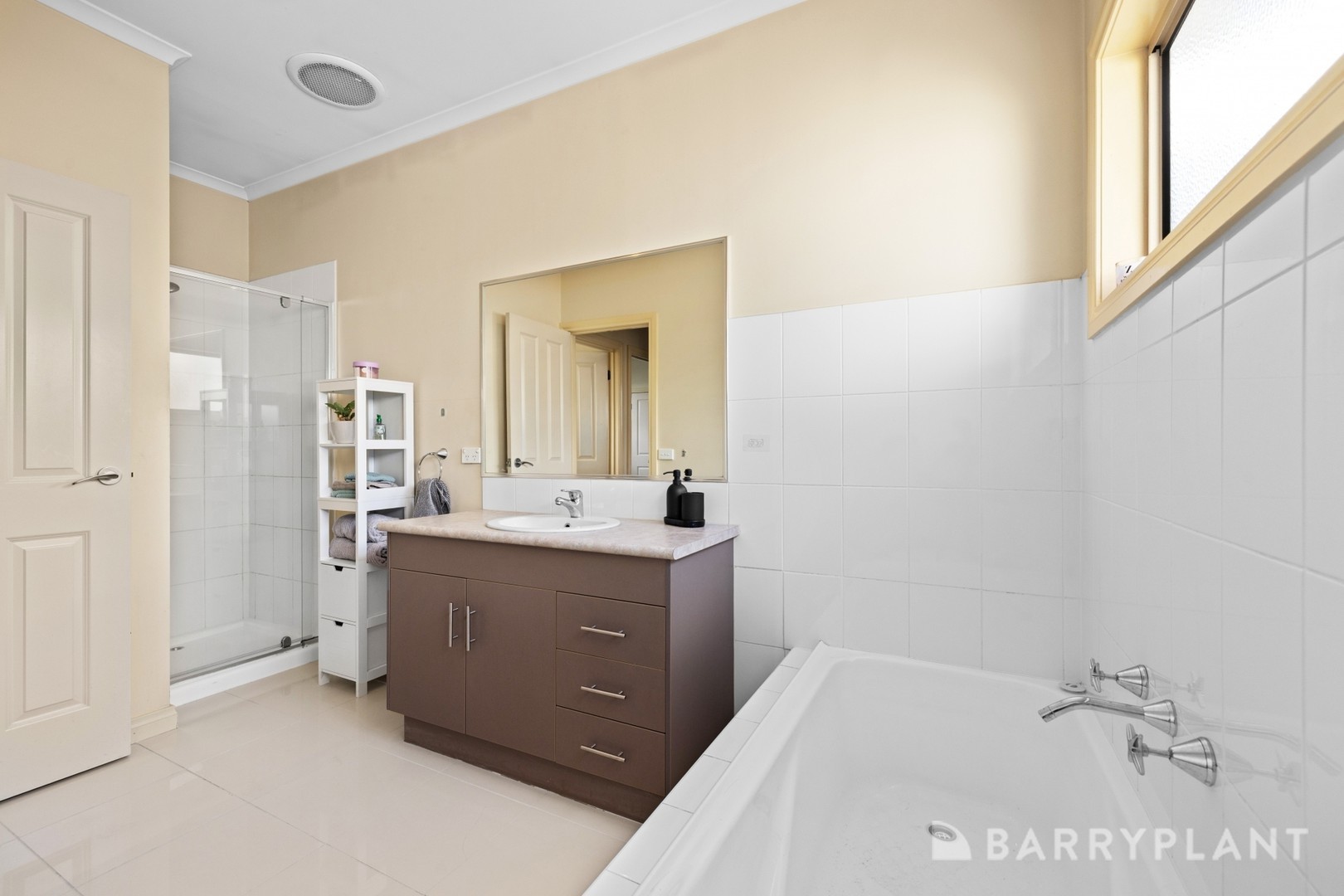 11/3 Nerissa Grove, Oak Park, VIC 3046, Oak Park - Thumbnail 8