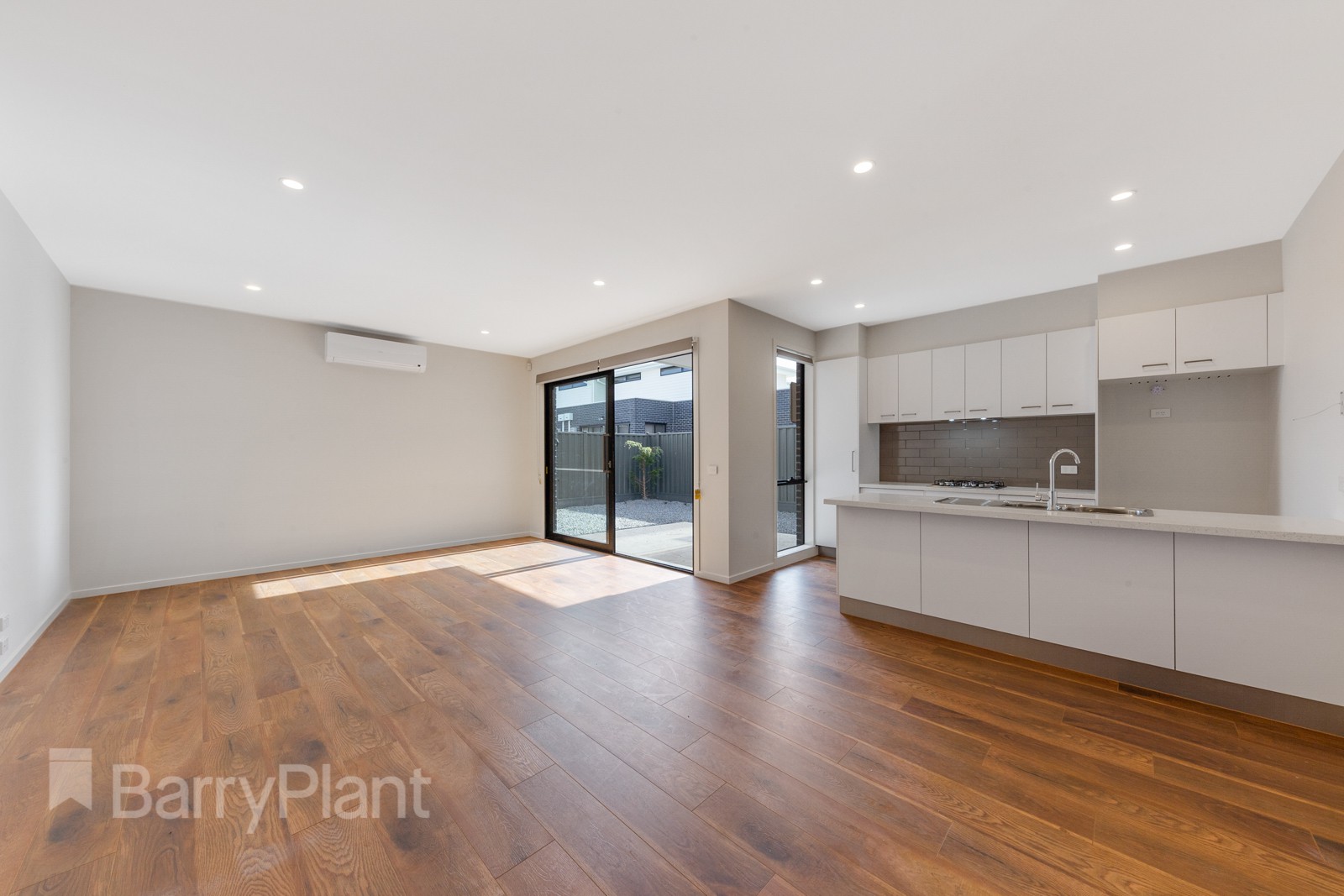 11/42 Trickey Avenue, Sydenham, VIC 3037, Sydenham - Thumbnail 3