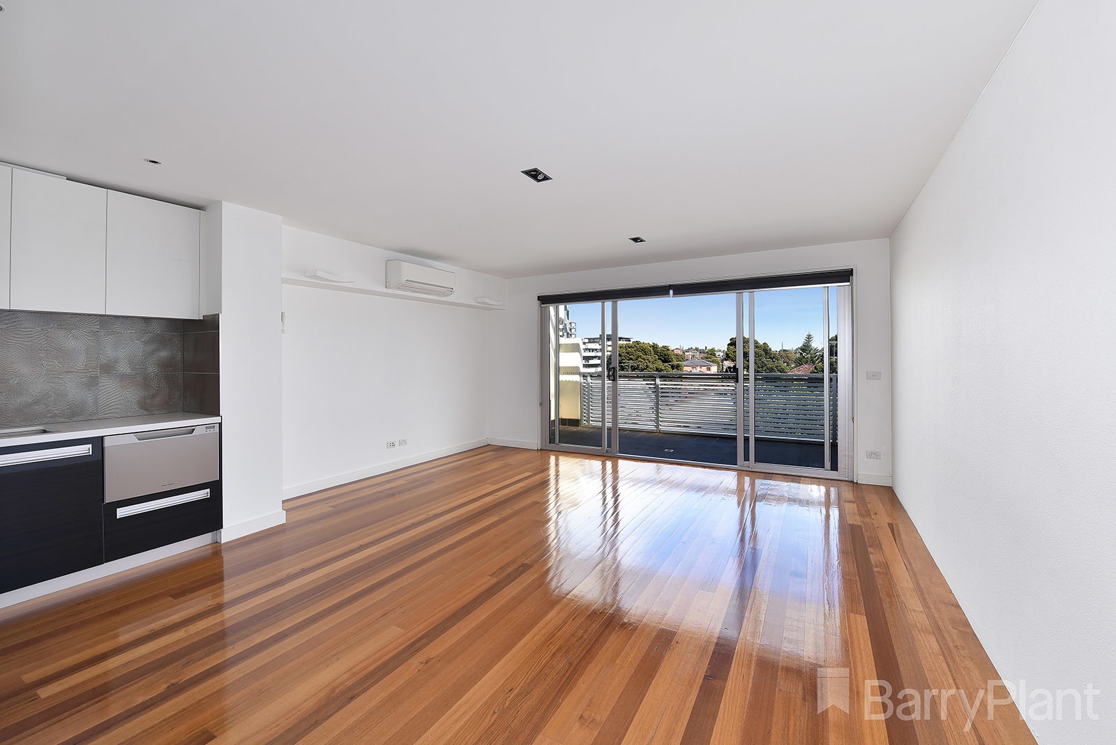 11/529 High StreetPreston, VIC 3072, Preston - Thumbnail 2