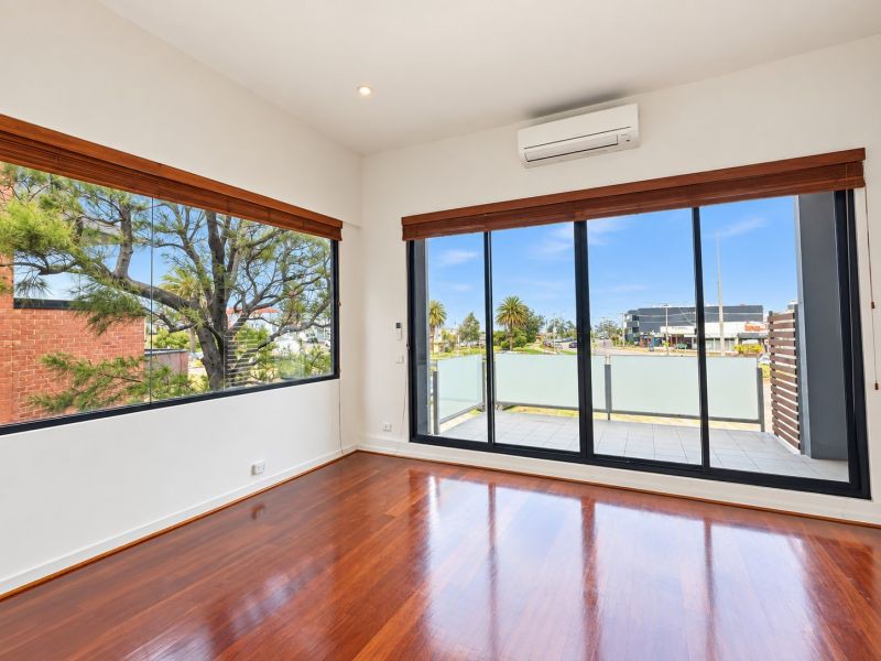 11/555 Main St, Mordialloc, VIC 3195 - Thumbnail 1 - 05/10/2026