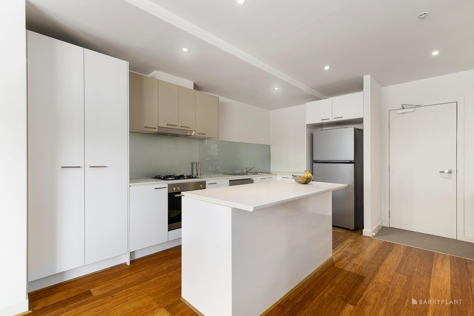 11/881 Doncaster Road, Doncaster East, VIC 3109 - Thumbnail 2 - 17/01/2025