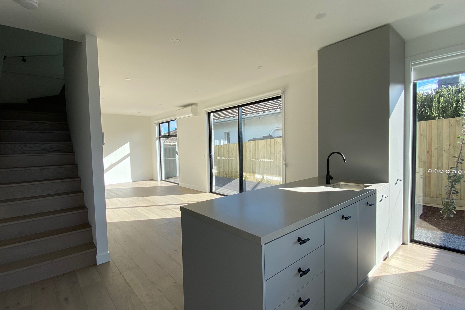 11/949 High Street, Reservoir, VIC 3073, Reservoir - Thumbnail 2