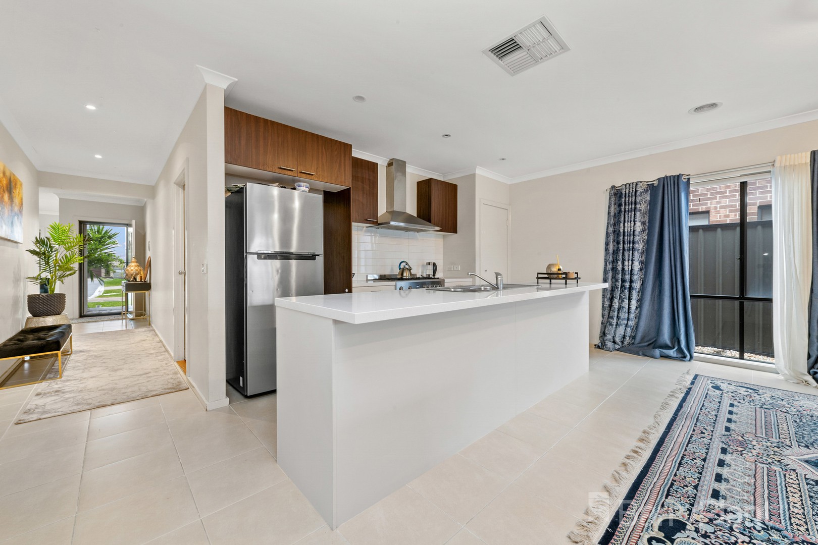 11 Adrian Circuit, Tarneit, VIC 3029, Tarneit - Thumbnail 2