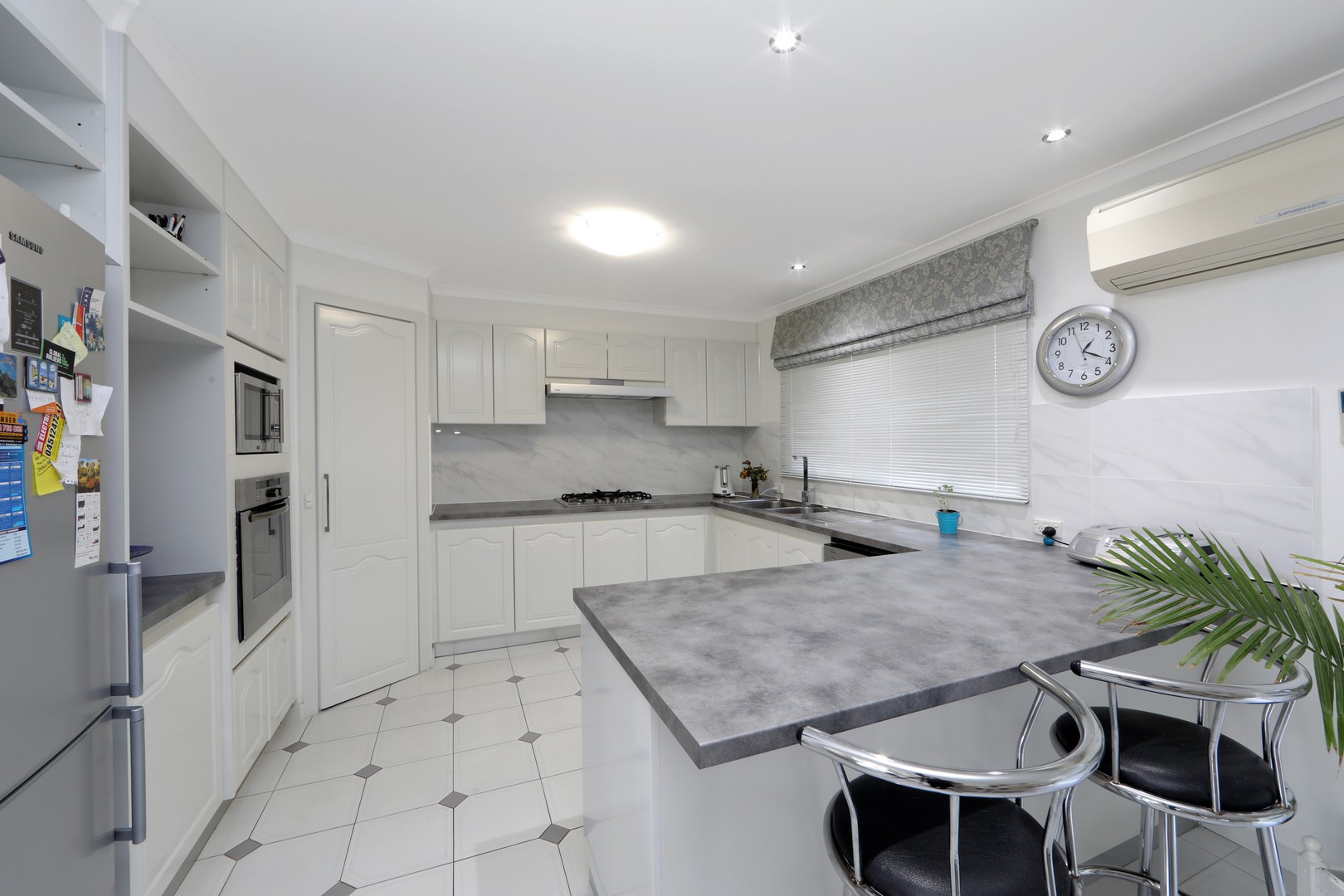 11 Affleck Way, Rowville, VIC 3178, Rowville - Thumbnail 5