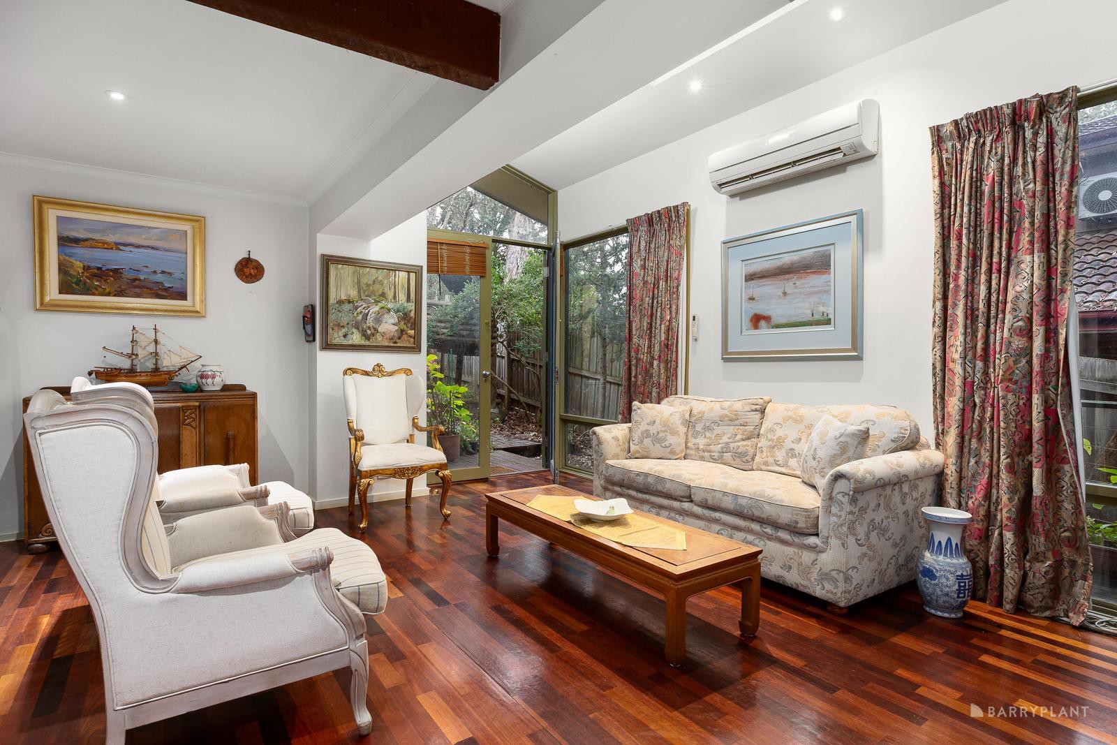 11 Allambie Drive, Eltham, VIC 3095, Eltham - Thumbnail 2