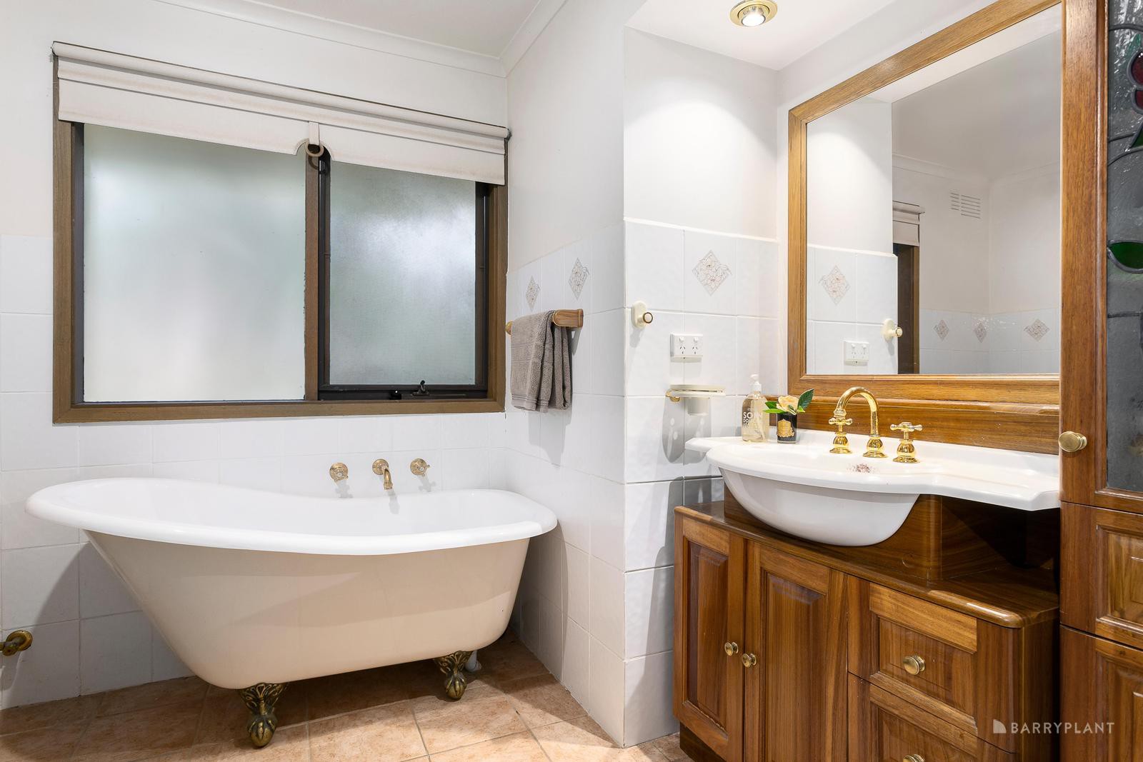 11 Allambie Drive, Eltham, VIC 3095, Eltham - Thumbnail 8
