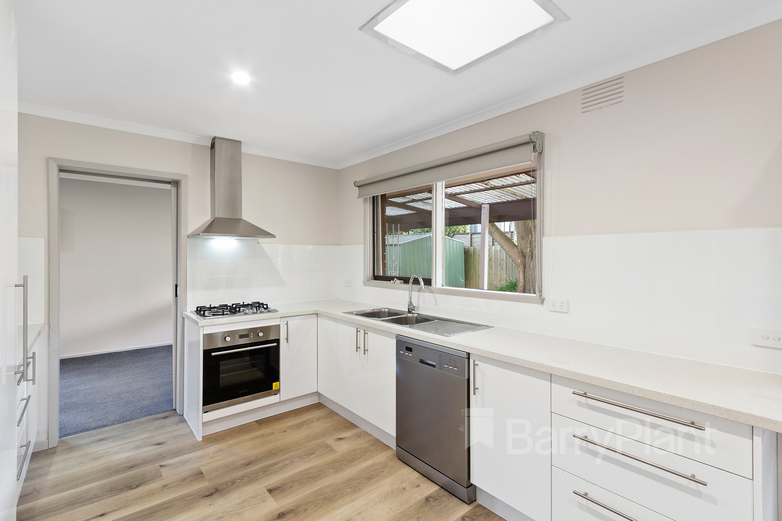 11 Amberley Court, Wantirna, VIC 3152 - Thumbnail 1 - 23/02/2022