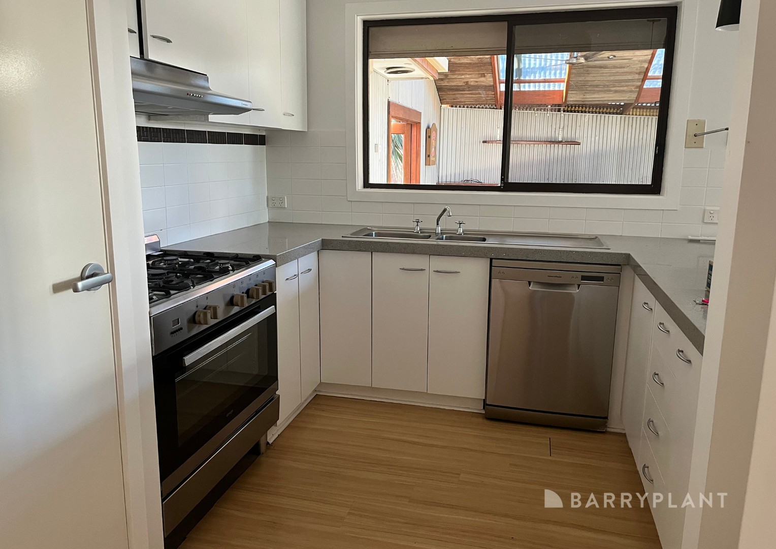 11 Arundel Court, Hoppers Crossing, VIC 3029 - Thumbnail 2 - 29/05/2024