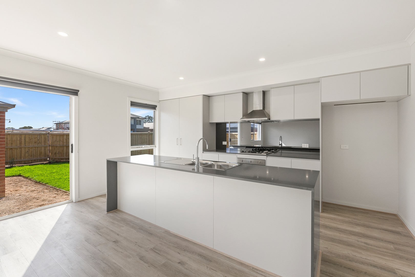 11 Atherton Walk, Doreen, VIC 3754, Doreen - Thumbnail 2