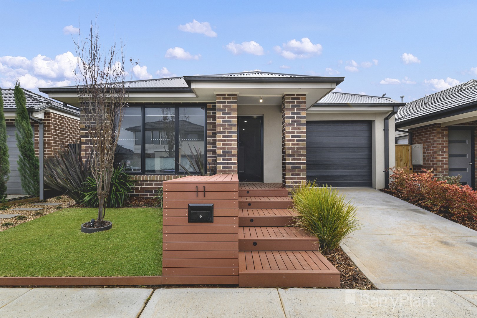 11 Augus Drive, Thornhill Park, VIC 3335, Thornhill Park - Thumbnail 2