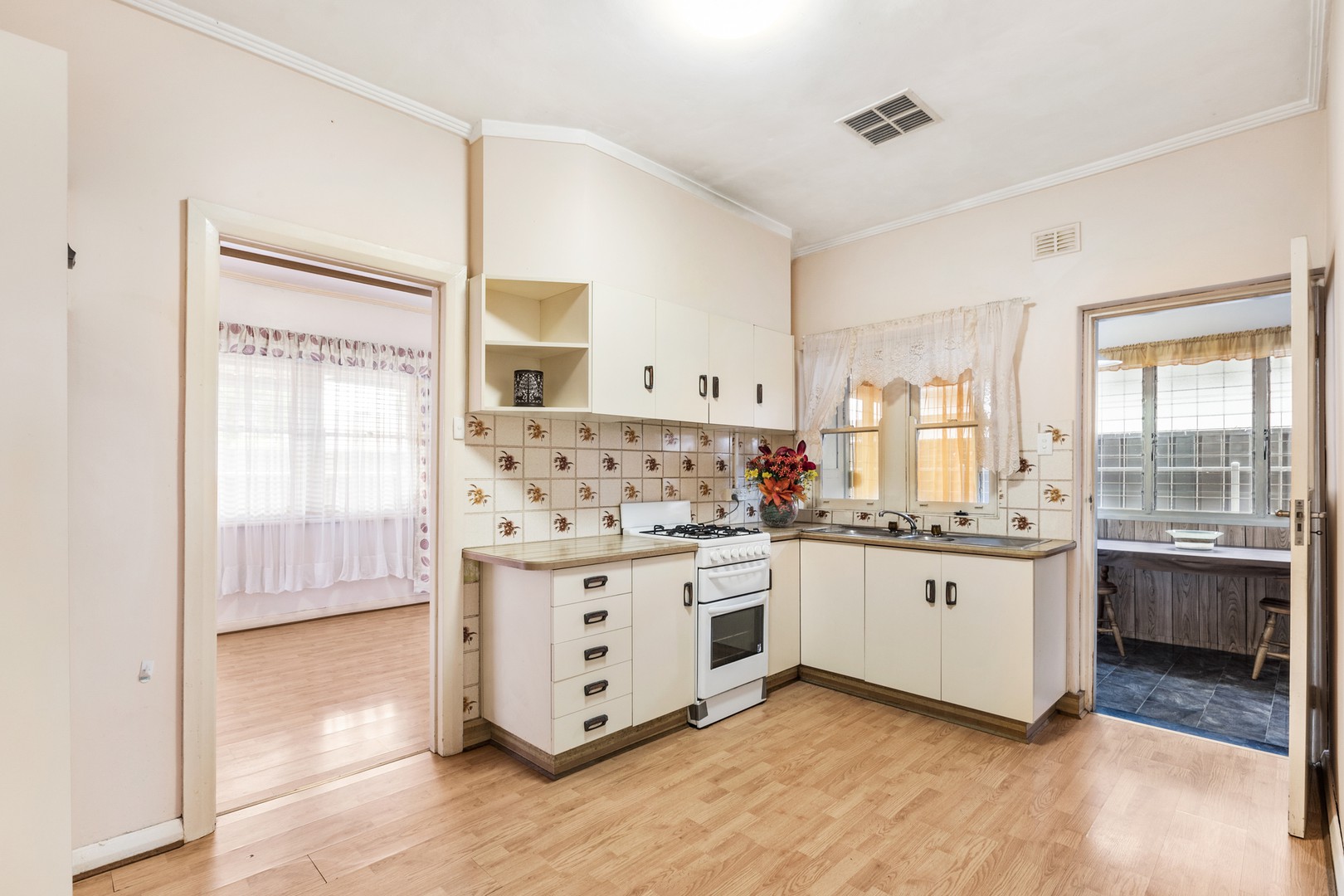 11 Austin Street, Croydon Park, SA 5008 - Thumbnail 2 - 03/02/2022