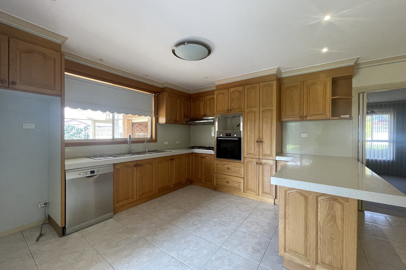 11 Australia Drive, Taylors Lakes, VIC 3038, Taylors Lakes - Thumbnail 4
