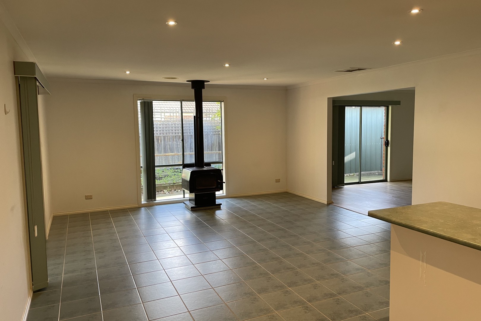 11 Axa Way, South Morang, VIC 3752, South Morang - Thumbnail 5