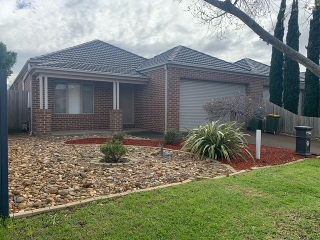 11 Baltimore Drive, Point Cook, VIC 3030, Point Cook - Thumbnail 2