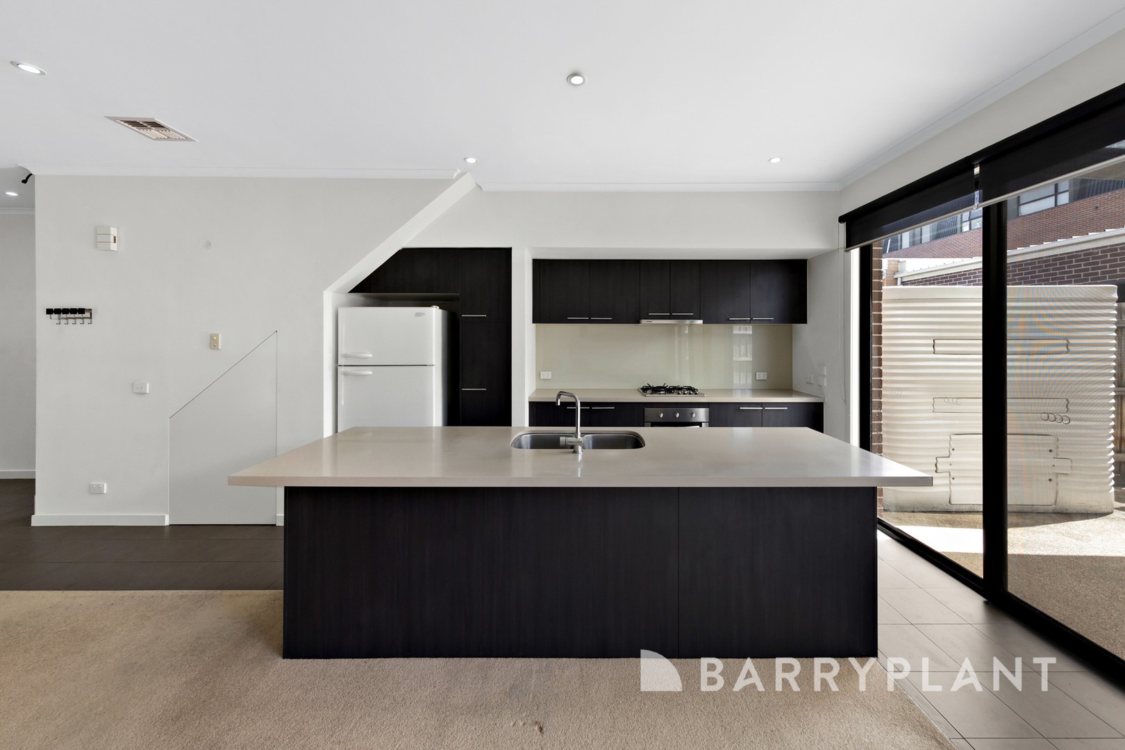 11 Beaurepaire Parade, Footscray, VIC 3011, Footscray - Thumbnail 4