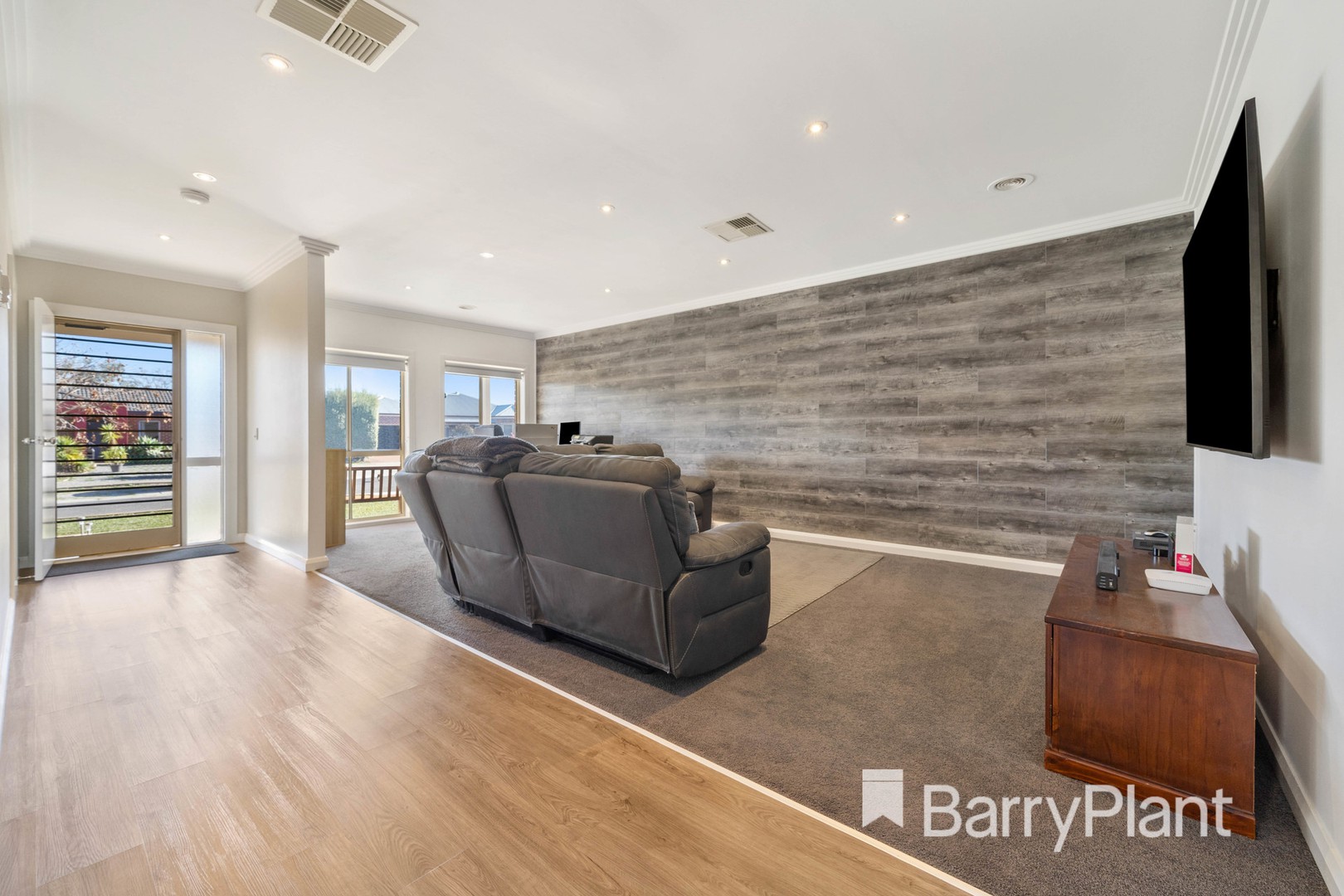 11 Boga Place, Manor Lakes, VIC 3024, Manor Lakes - Thumbnail 3
