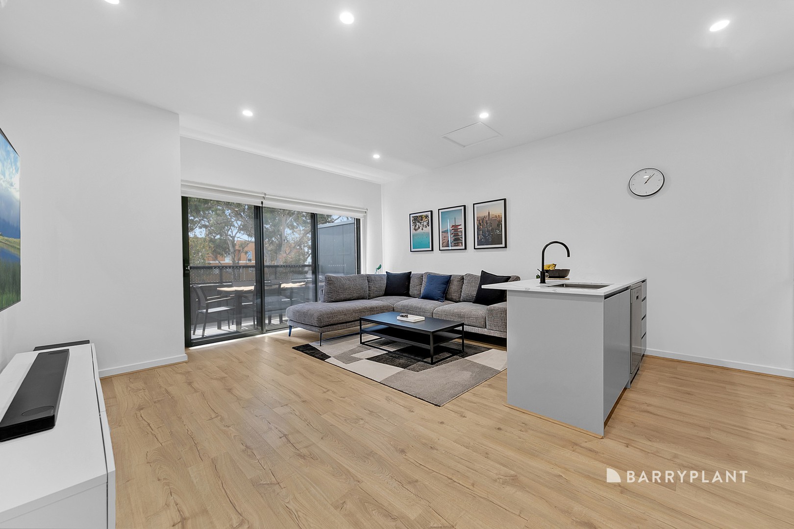 11 Branch Street, South Morang, VIC 3752, South Morang - Thumbnail 5