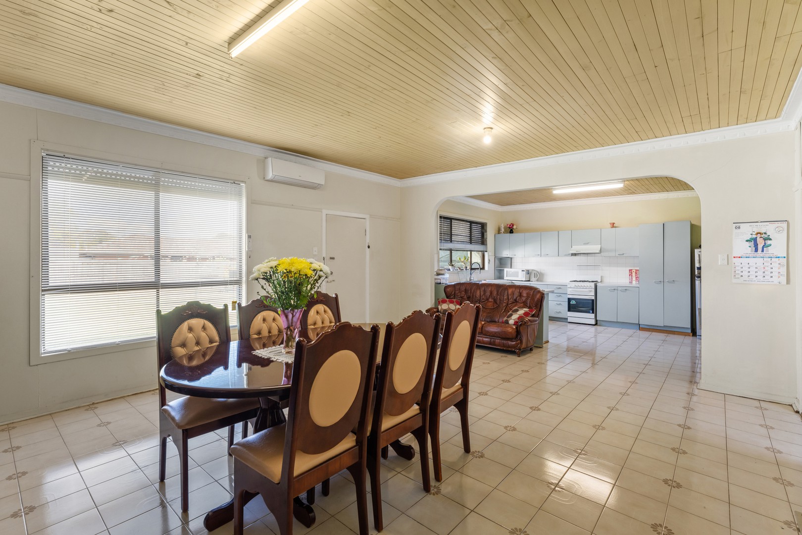 11 Broadhurst Avenue, Reservoir, VIC 3073, Reservoir - Thumbnail 5