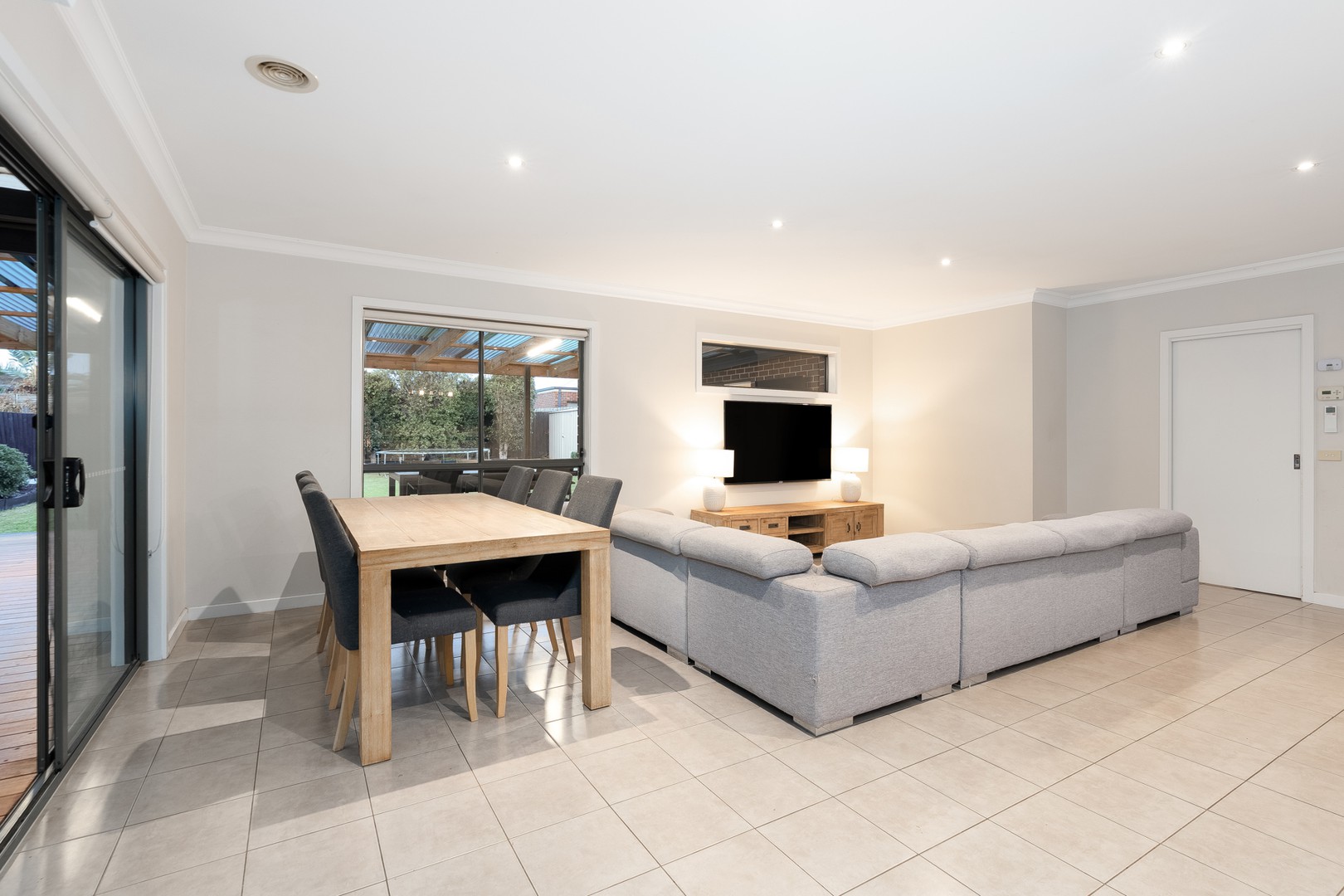 11 Bundaleer Avenue, Grovedale, VIC 3216, Grovedale - Thumbnail 5