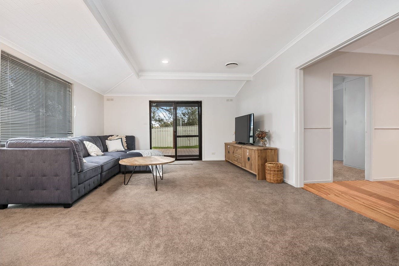 11 Button Street, Strathdale, VIC 3550, Strathdale - Thumbnail 7