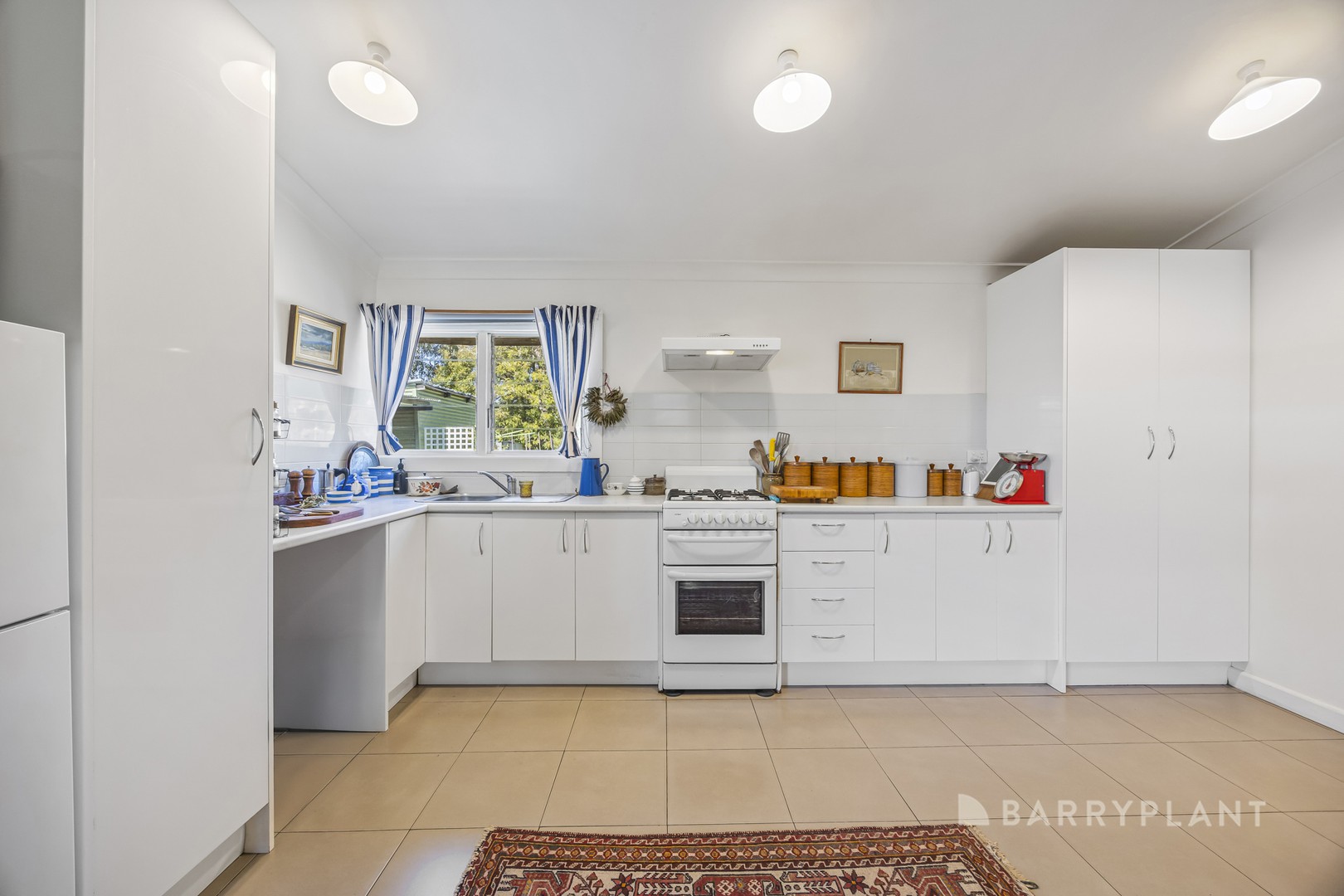 11 Camp Street, Clunes, VIC 3370, Clunes - Thumbnail 3