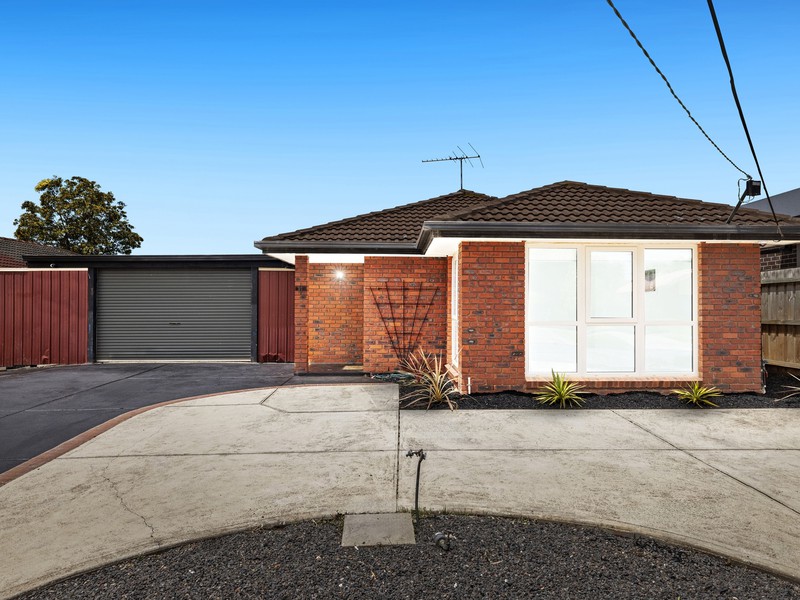 11 Canonbury Circle, Seabrook, VIC 3028 - Image - 03/12/2025