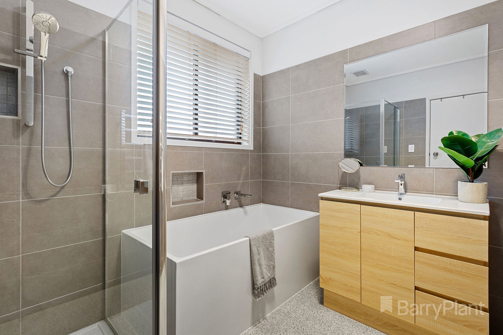 11 Casale Court, Frankston, VIC 3199, Frankston - Thumbnail 7