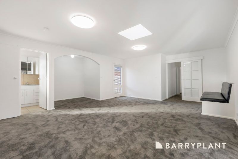 11 Catron St, Seaford, VIC 3198 - Thumbnail 2 - 25/06/2026