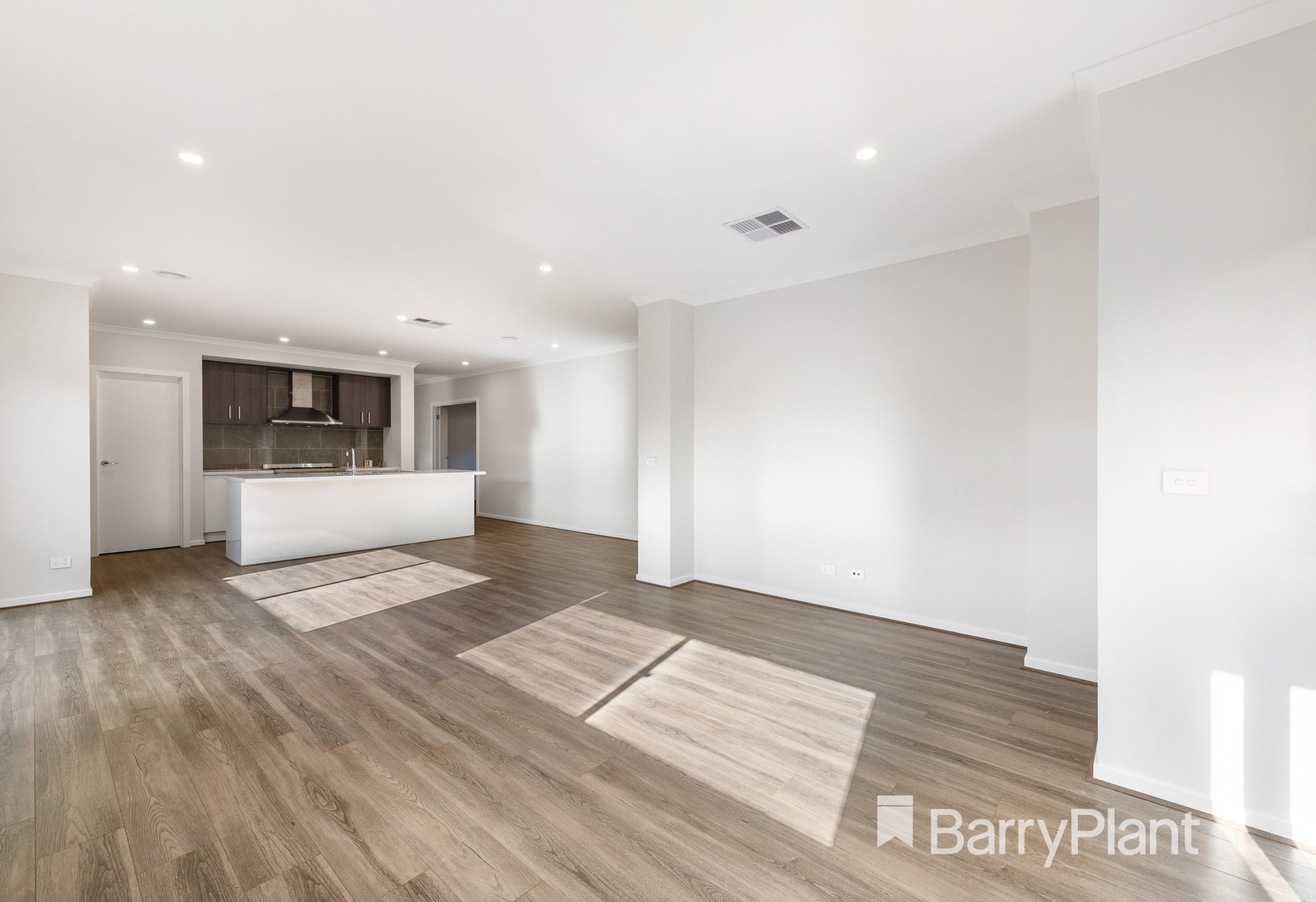 11  Celtic Road, Tarneit, VIC 3029, Tarneit - Thumbnail 3