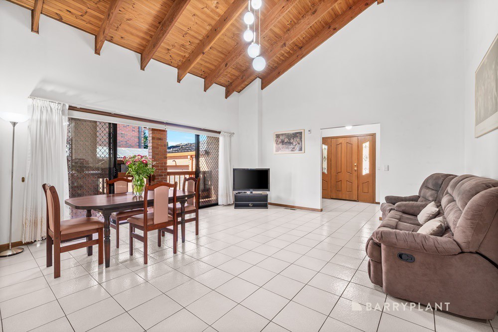 11 Charlotte Road, Mill Park, VIC 3082, Mill Park - Thumbnail 4