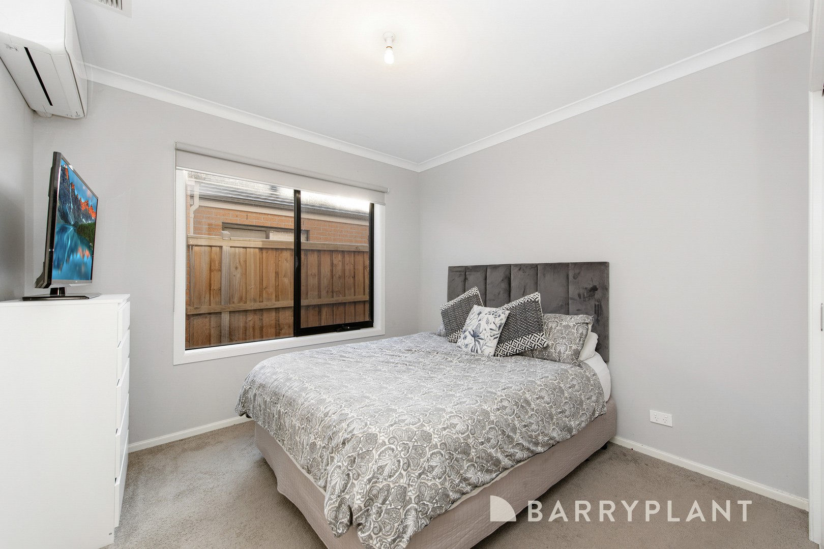 11 Cheyne Street, Werribee, VIC 3030, Werribee - Thumbnail 4