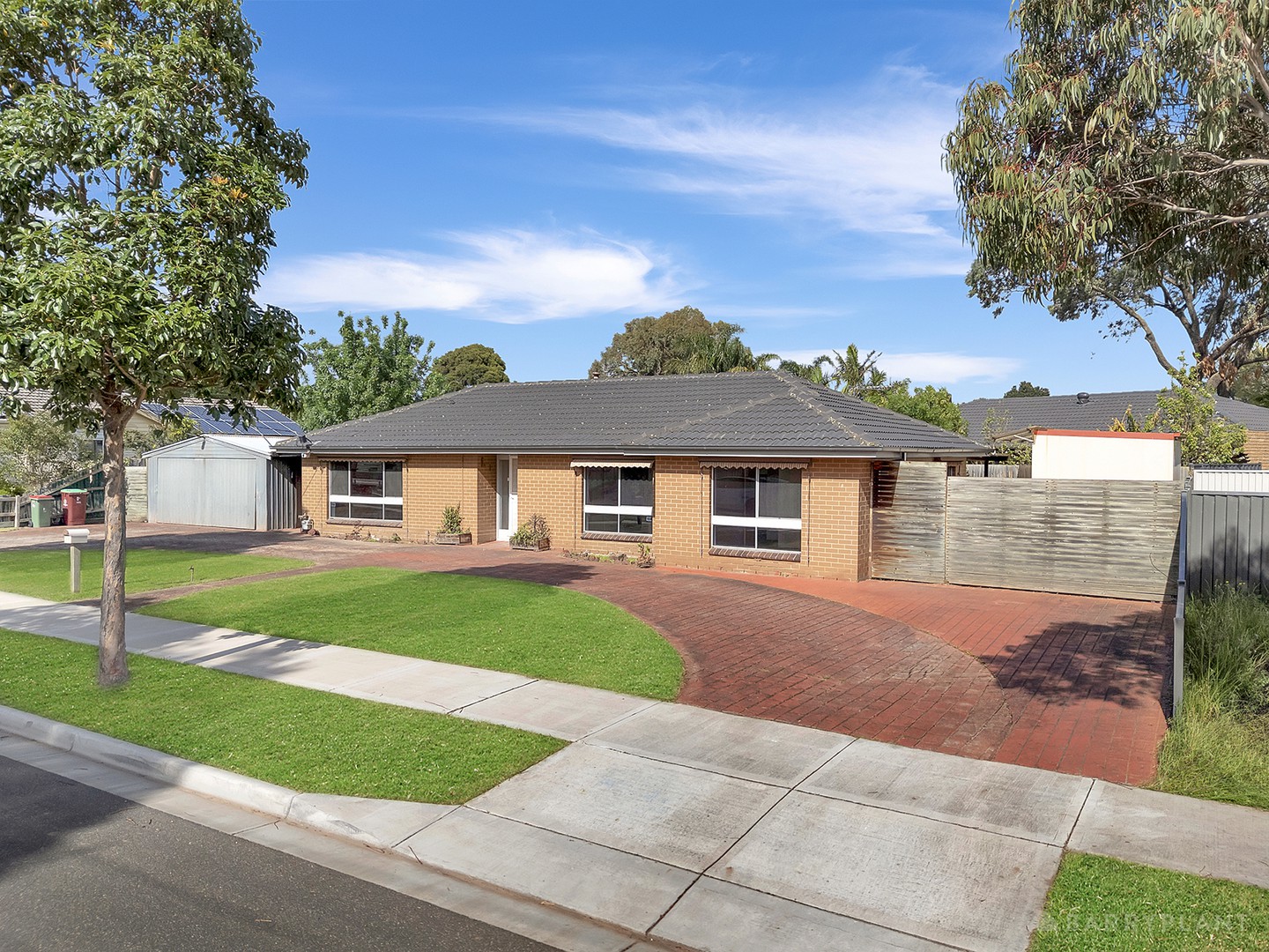 11 Circle Drive North, Cranbourne, VIC 3977 - Thumbnail 2 - 16/10/2026