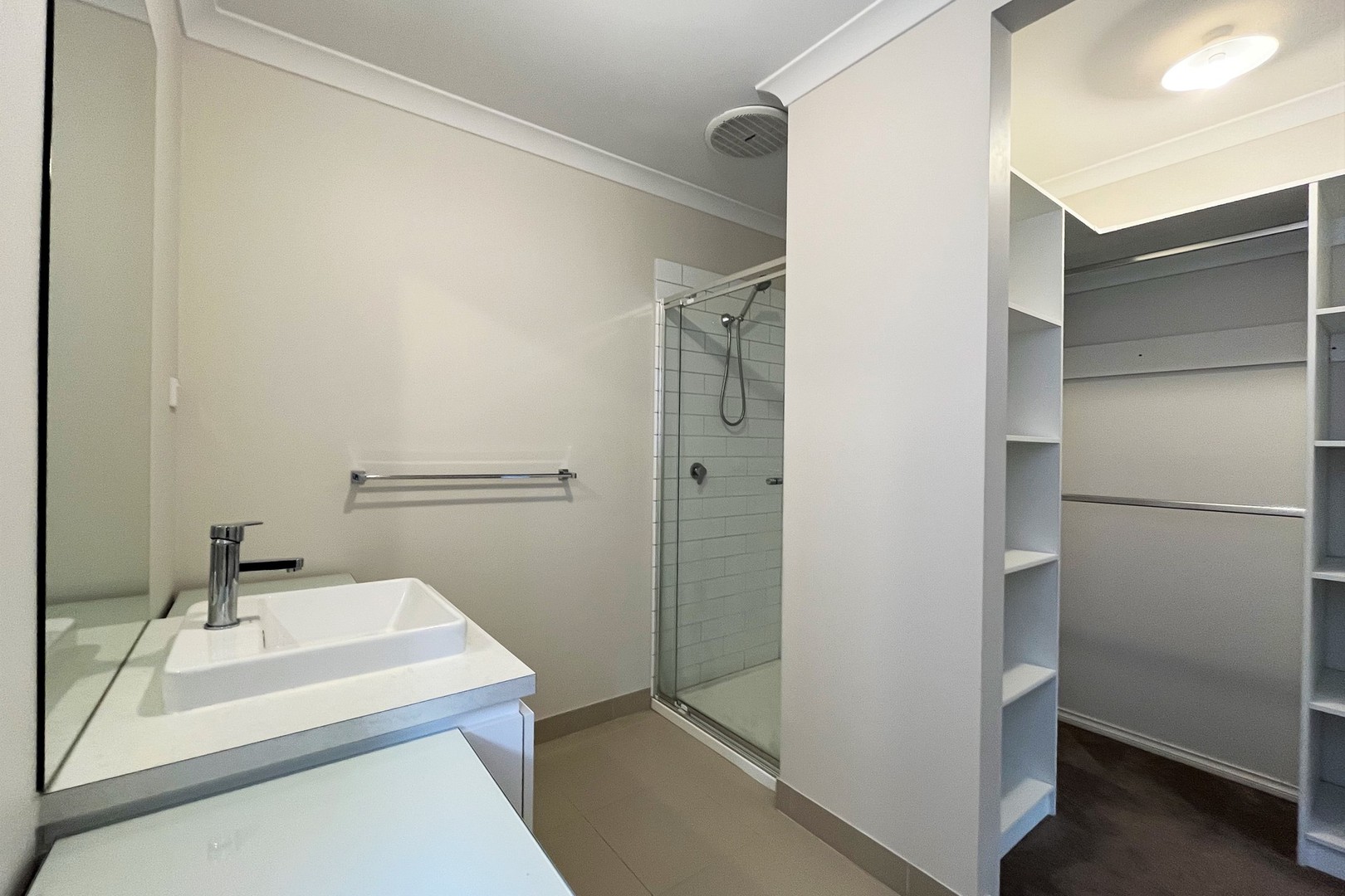 11 Clairwood Avenue, Pakenham, VIC 3810, Pakenham - Thumbnail 5