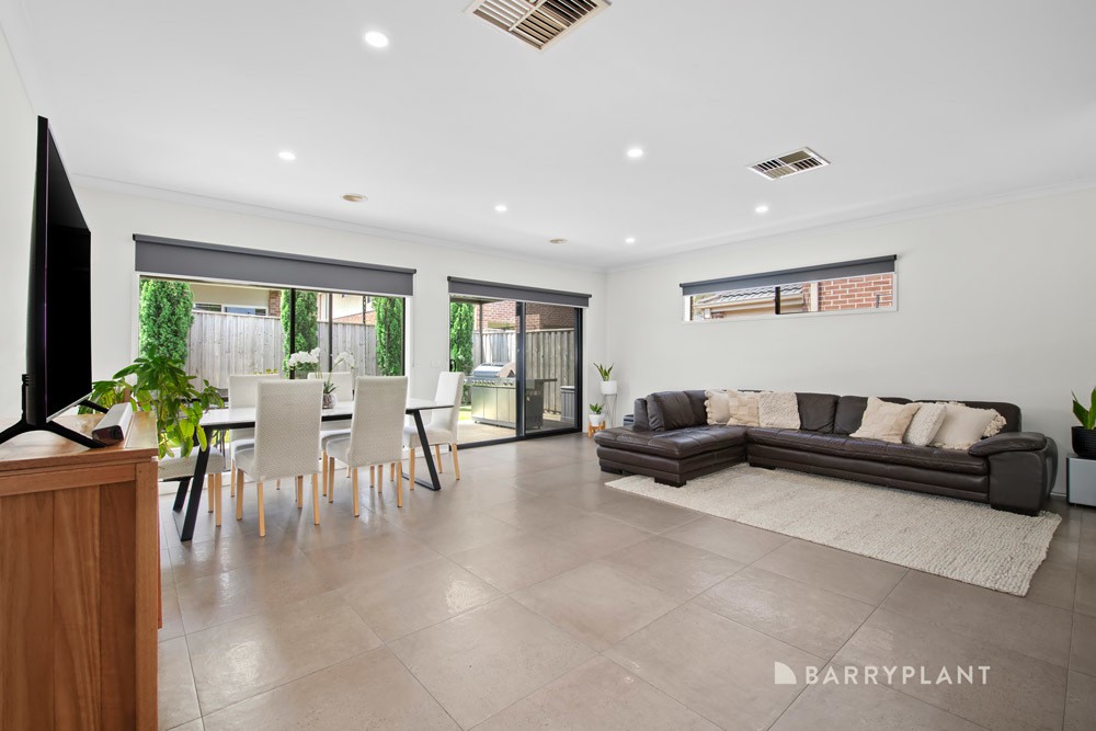 11 Clancy Way, Doreen, VIC 3754, Doreen - Thumbnail 3