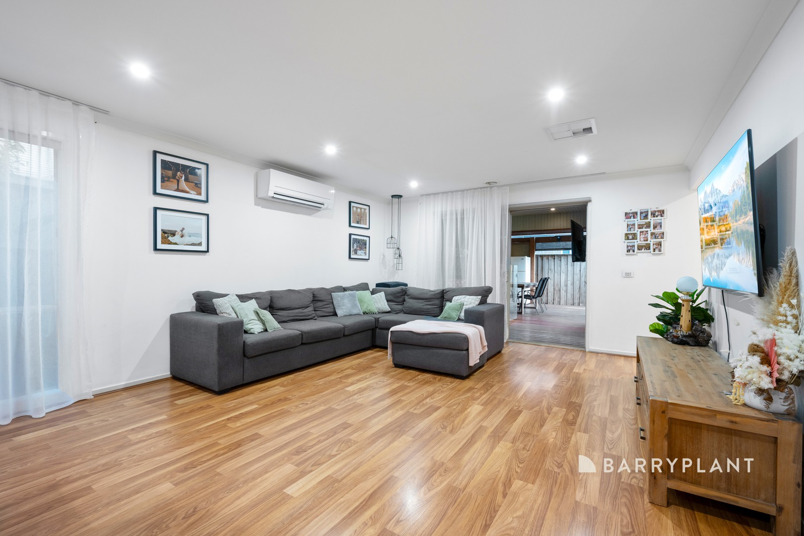 11 Clarendon Street, Pakenham, VIC 3810, Pakenham - Thumbnail 3