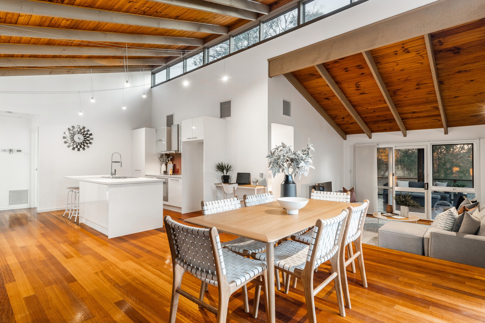11 Clondara Drive, Rowville, VIC 3178, Rowville - Thumbnail 2