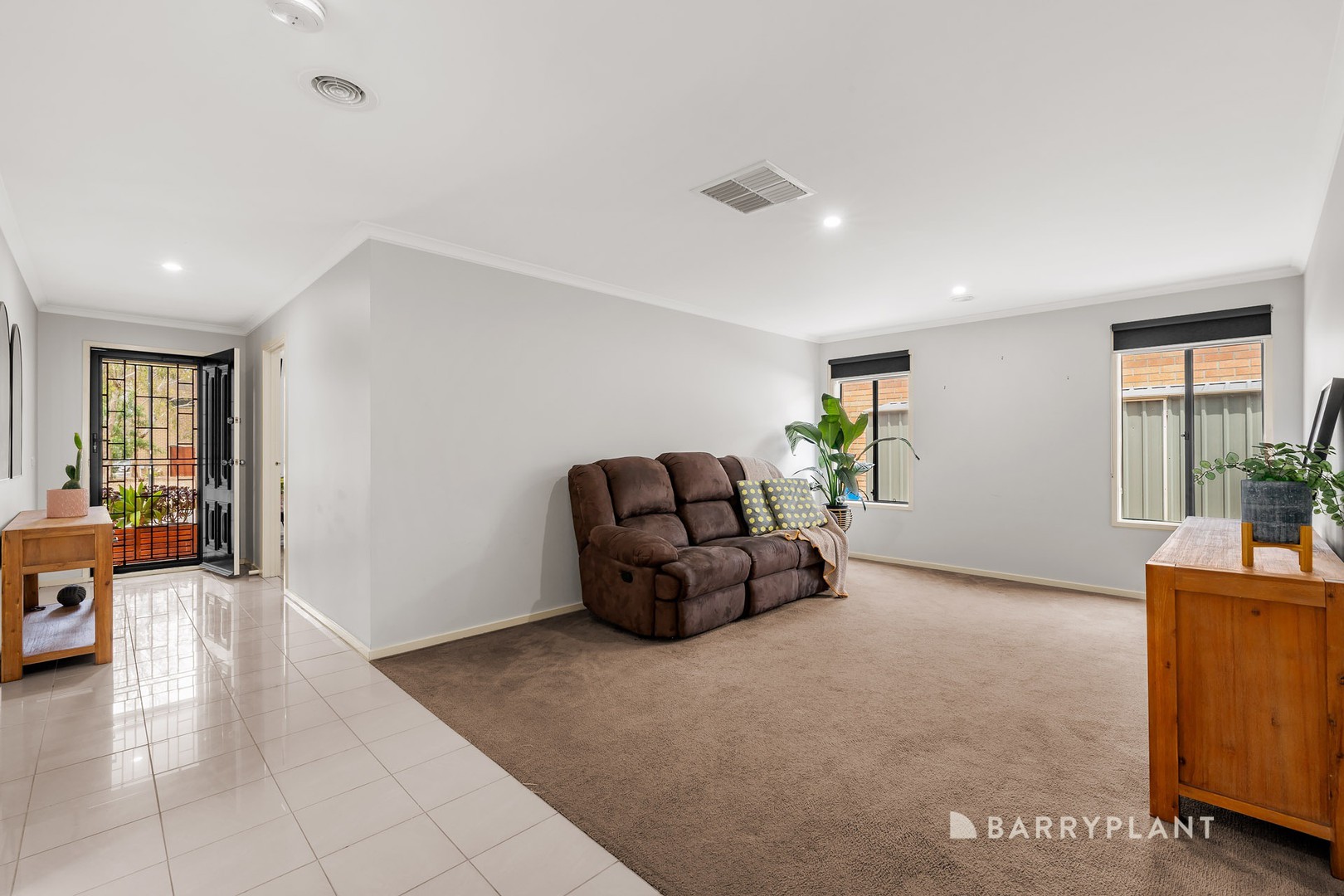 11 Coleridge Way, South Morang, VIC 3752, South Morang - Thumbnail 4