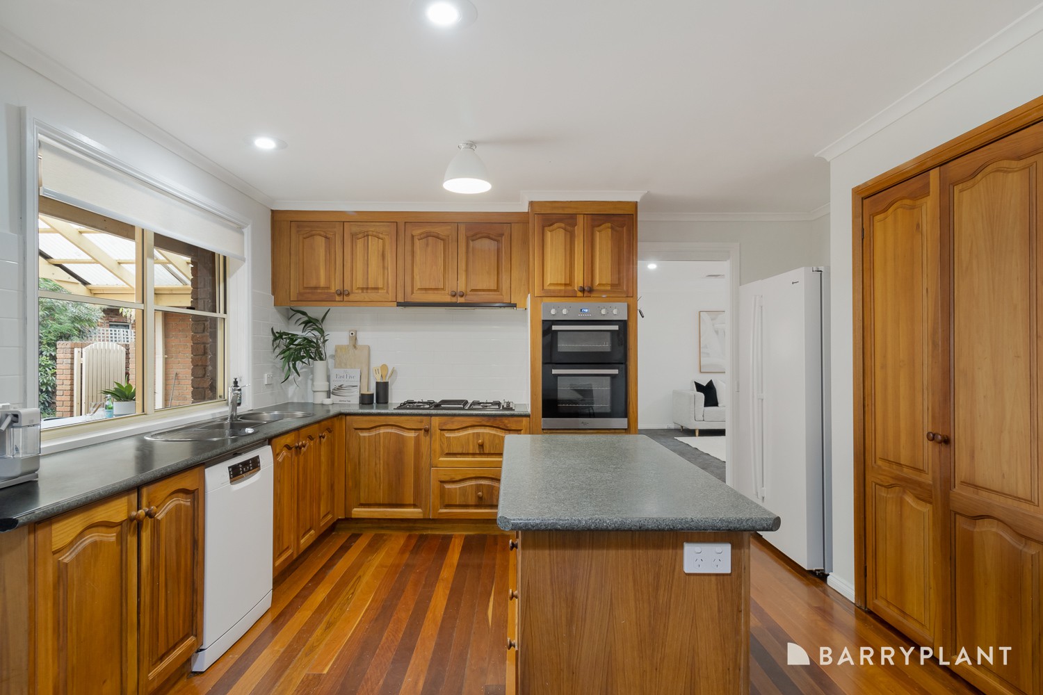 11 Como Close, Croydon, VIC 3136, Croydon - Thumbnail 2