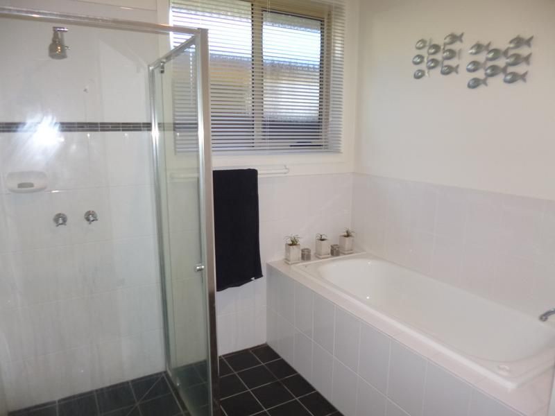 11 Coniston Avenue, Airport West, VIC 3042, Airport West - Thumbnail 8