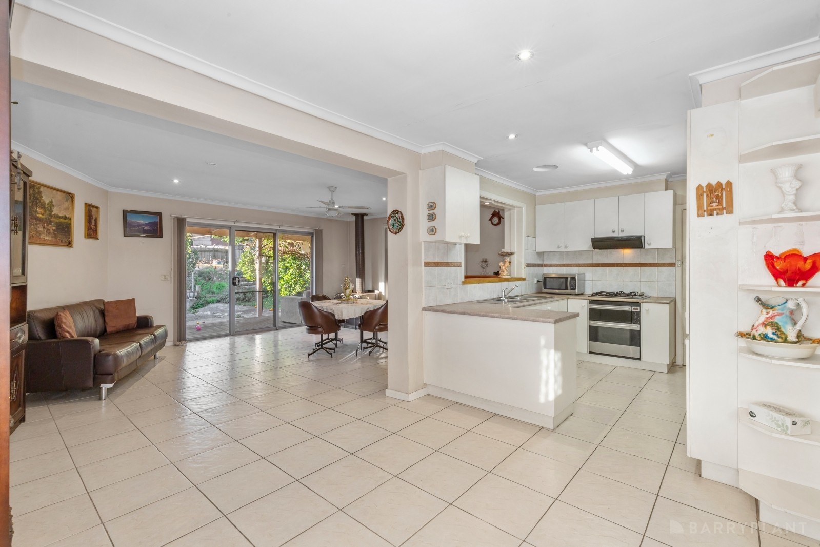 11 Coolavin Road, Noble Park North, VIC 3174, Noble Park North - Thumbnail 7