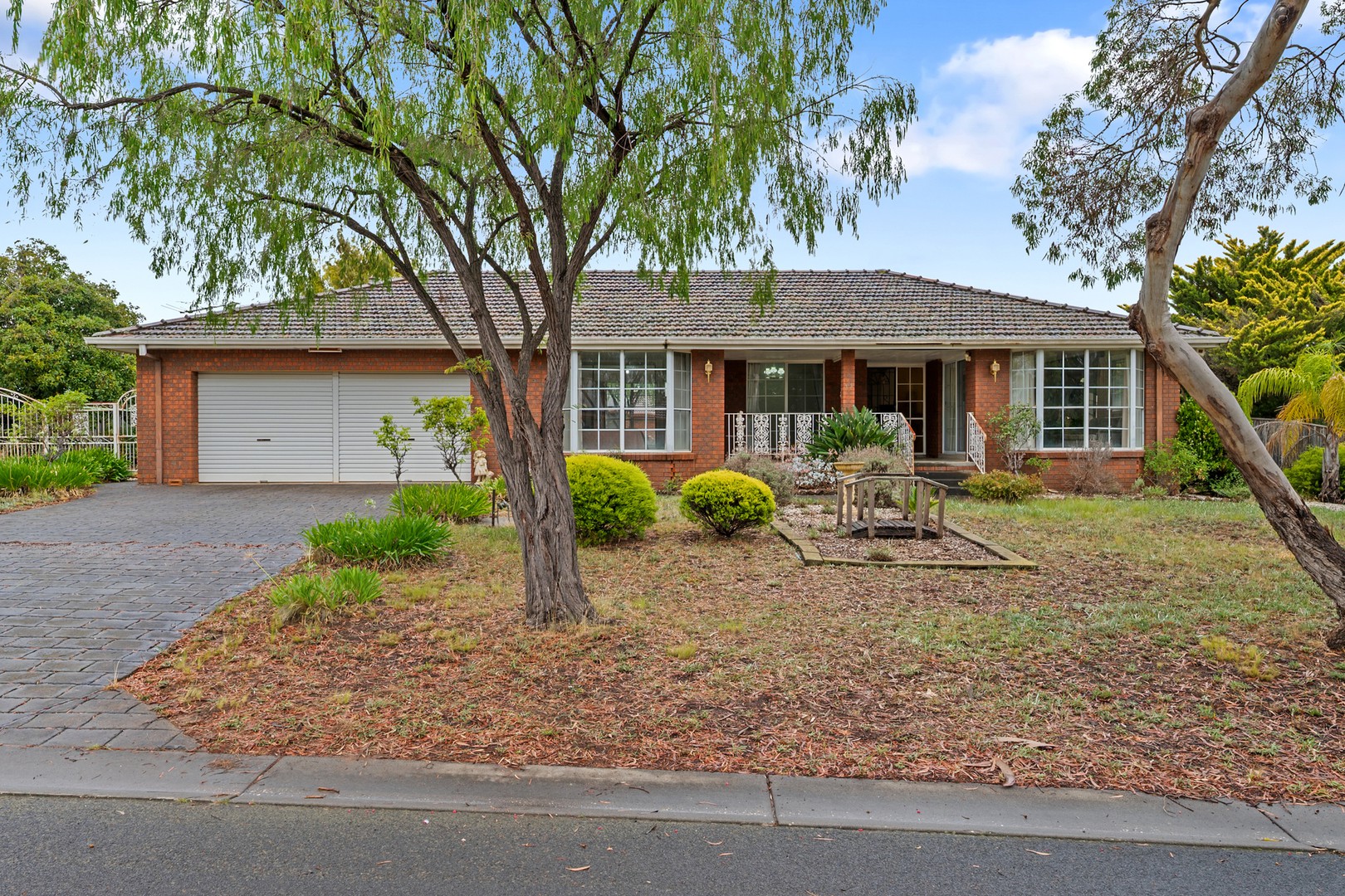 11 Coornong Court, Kurunjang, VIC 3337 - Thumbnail 2 - 03/03/2026